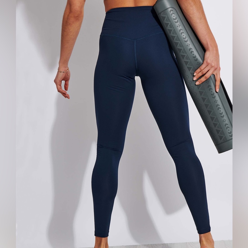 Girlfriend Collective Compressive High Waisted Legging - Midnight - Picture 2 of 10